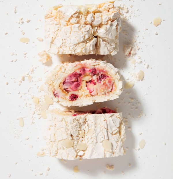 © Сладкарница "Вацак" - Снимка 24